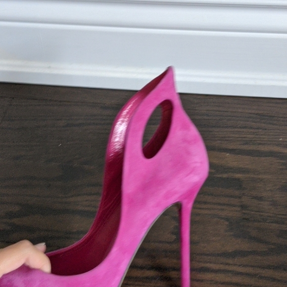 Sergio Rossi pink suede heels- like new - Picture 5 of 6